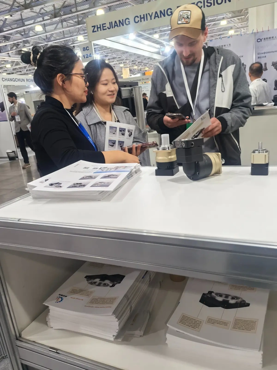 Engineering discussion about planetary gearboxes at Metalloobrabotka 2026